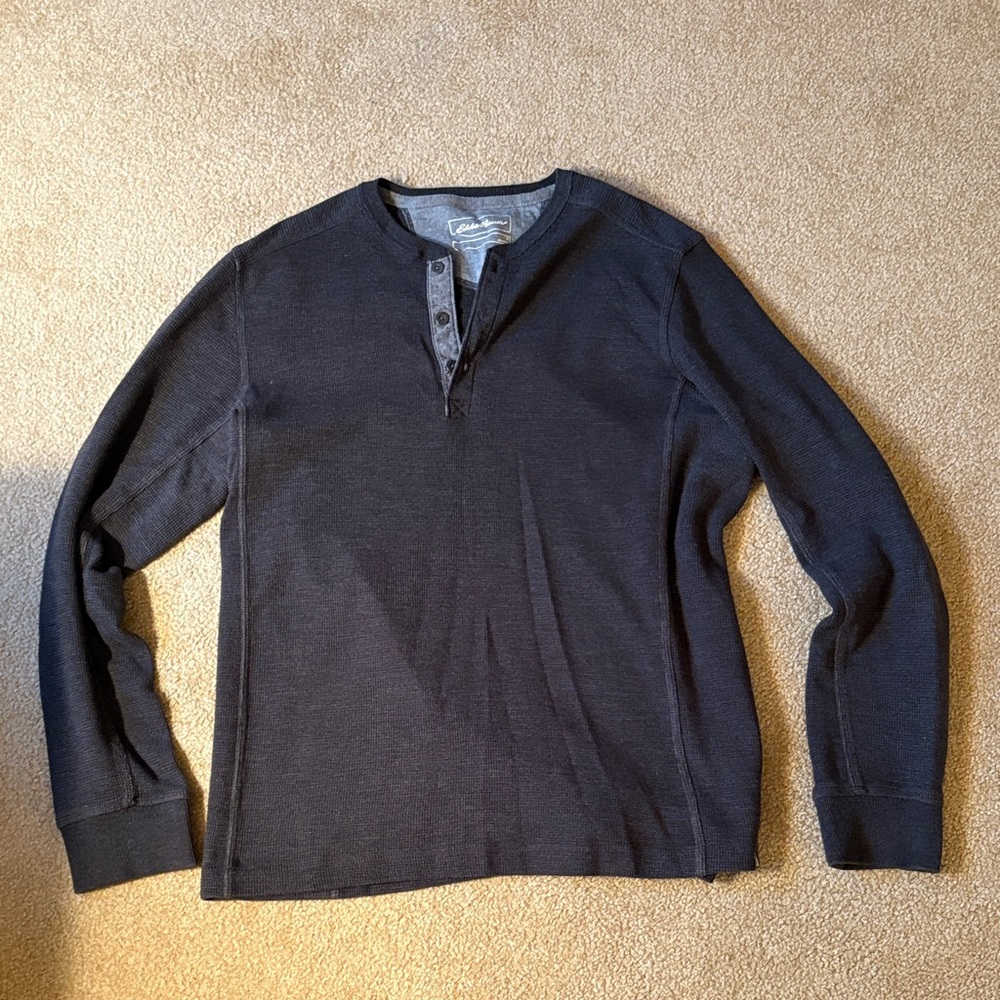 Eddie Bauer gray Long Sleeve Henley men’s medium